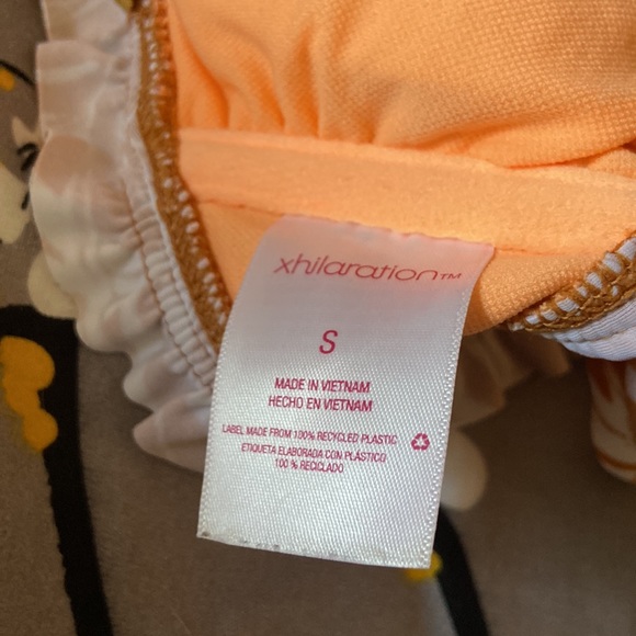 Leaves pattern swimsuit bikini top - Picture 2 of 2